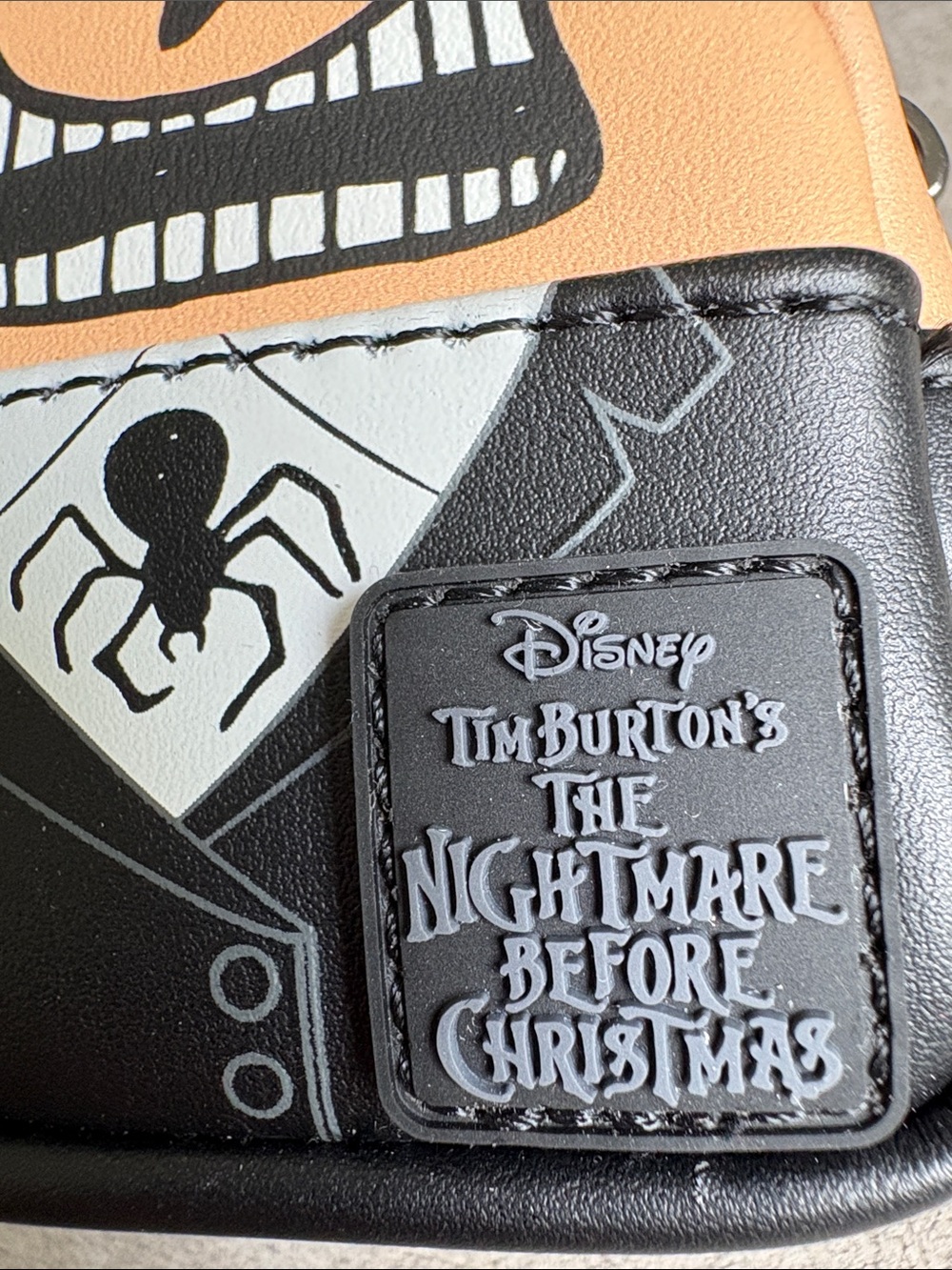 Loungefly - Mayor- The Nightmare Before Christmas- mini backpack keychain - Picture 2 of 4